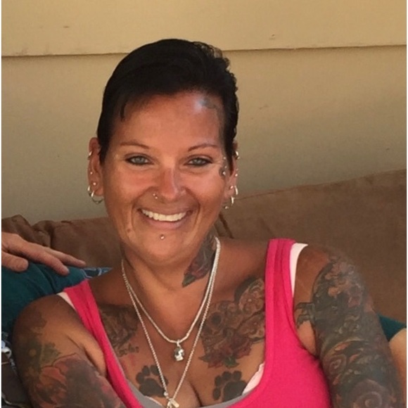 Meet the Posher - Picture 1 of 6